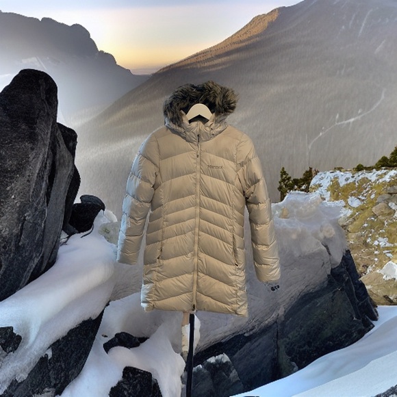 Marmot Jackets & Blazers - Marmot Winter Down Jacket (M)